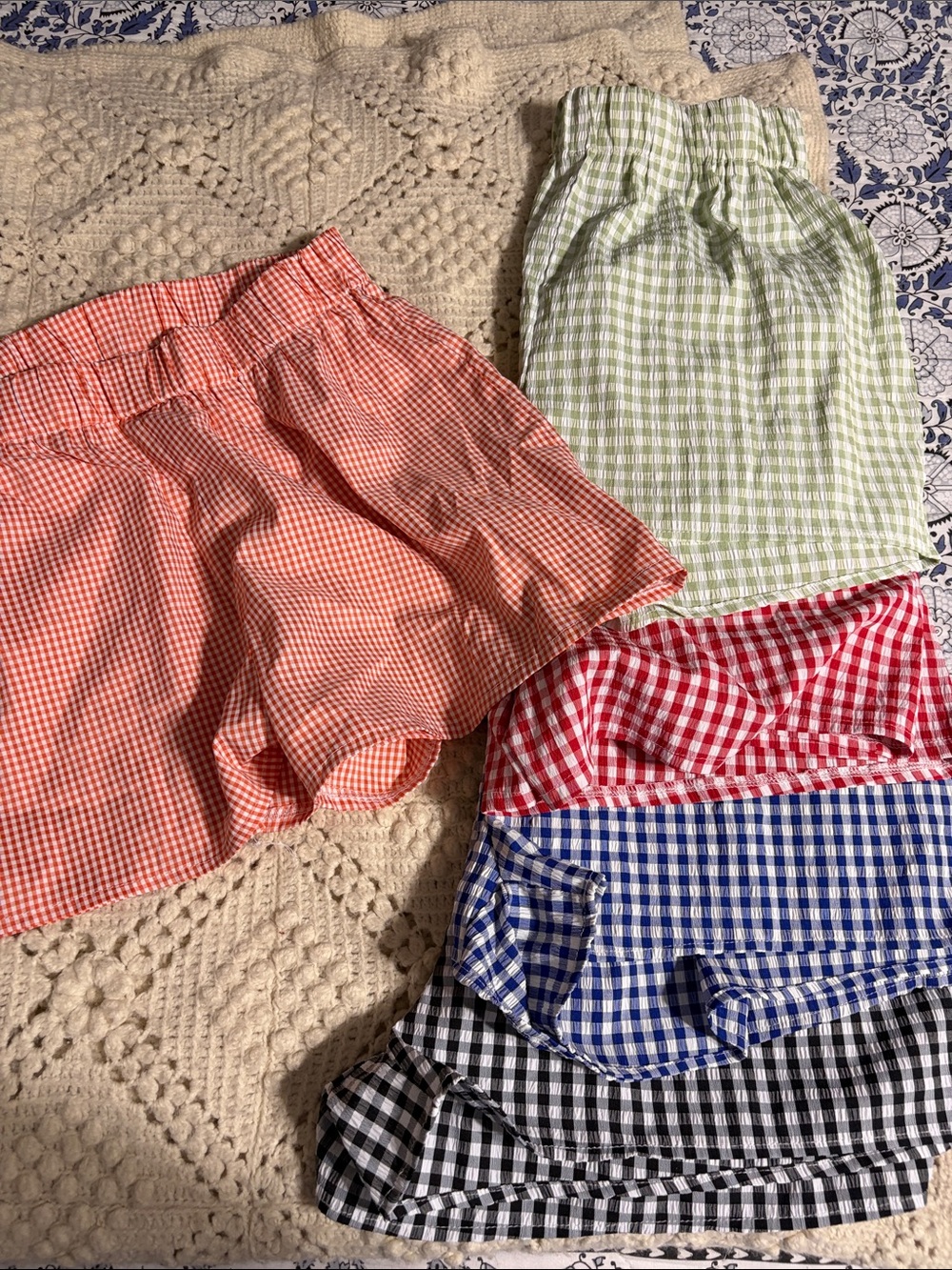 NEW size L SHEIN Gingham Elastic-Waist Shorts - didn't arrive in time for a trip